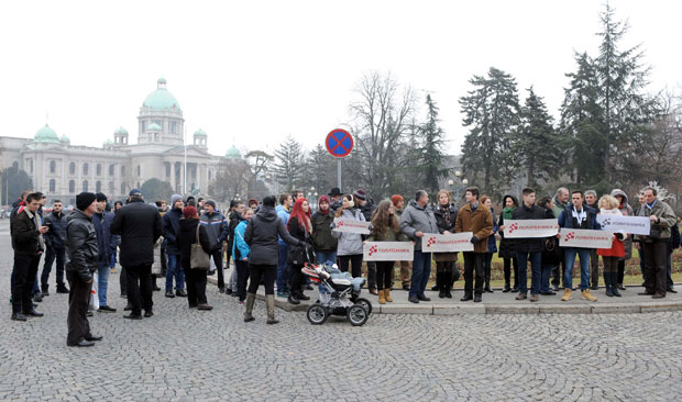 За преуређење београдских школа 300 милиона динара